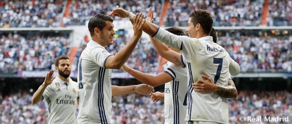 Los jugadores del Real Madrid, celebrando un gol.